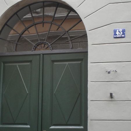B&B Crispi Terst Exteriér fotografie