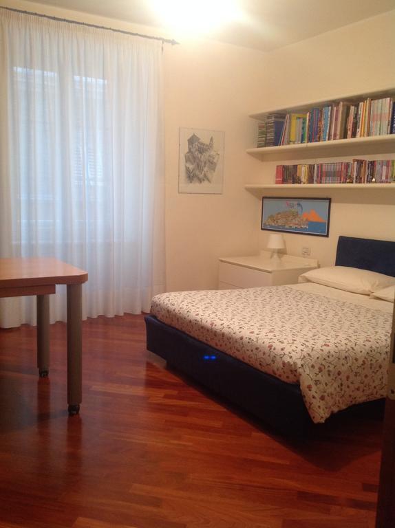 B&B Crispi Terst Pokoj fotografie